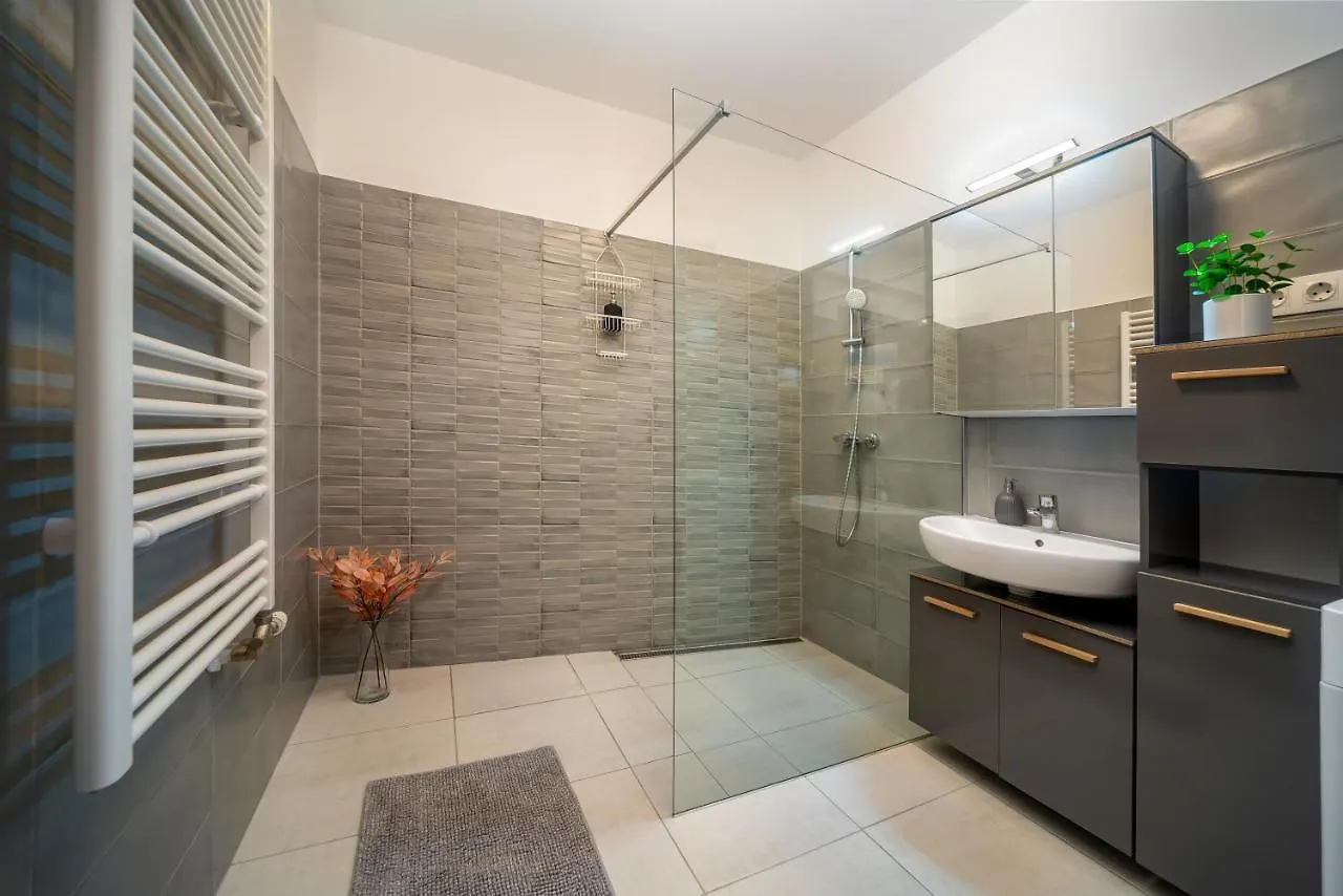 Grace Pine Apartment 2 Budapest 0*,  Hungary